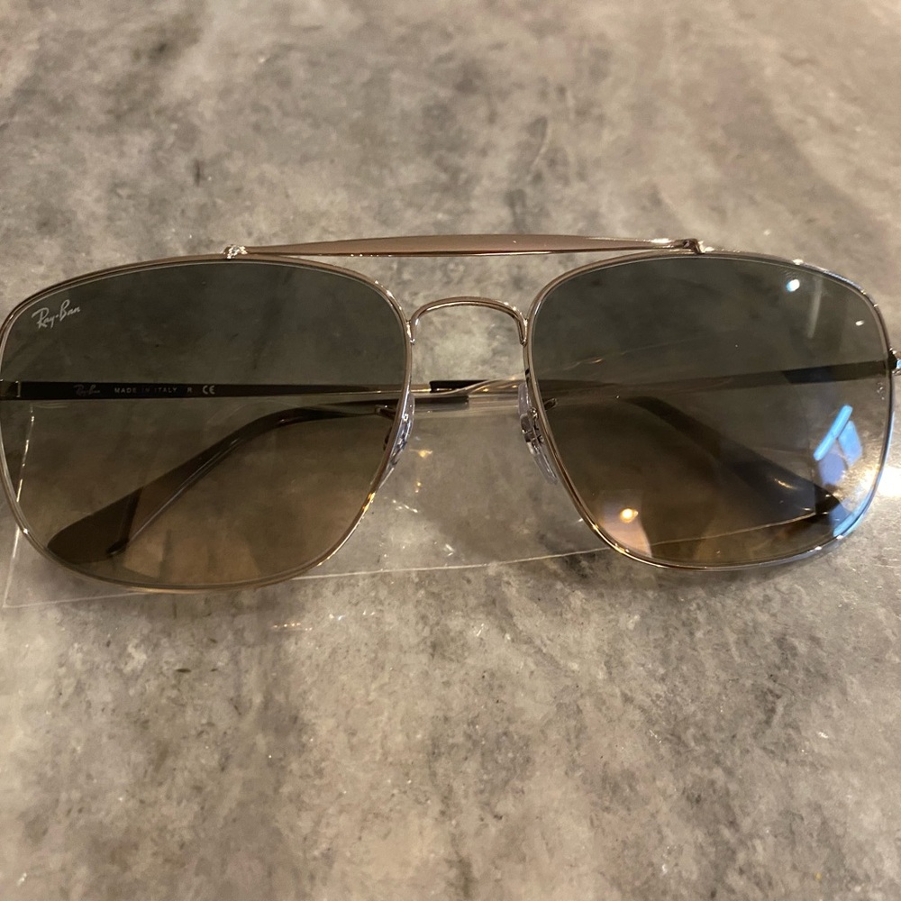 NWT Men’s Ray-ban sunglasses